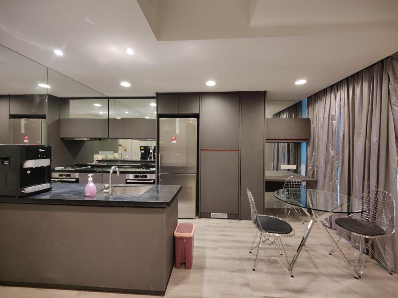 Mulberry Verve Suites Kl Mid Valley Kuala Lumpur Eksteriør billede